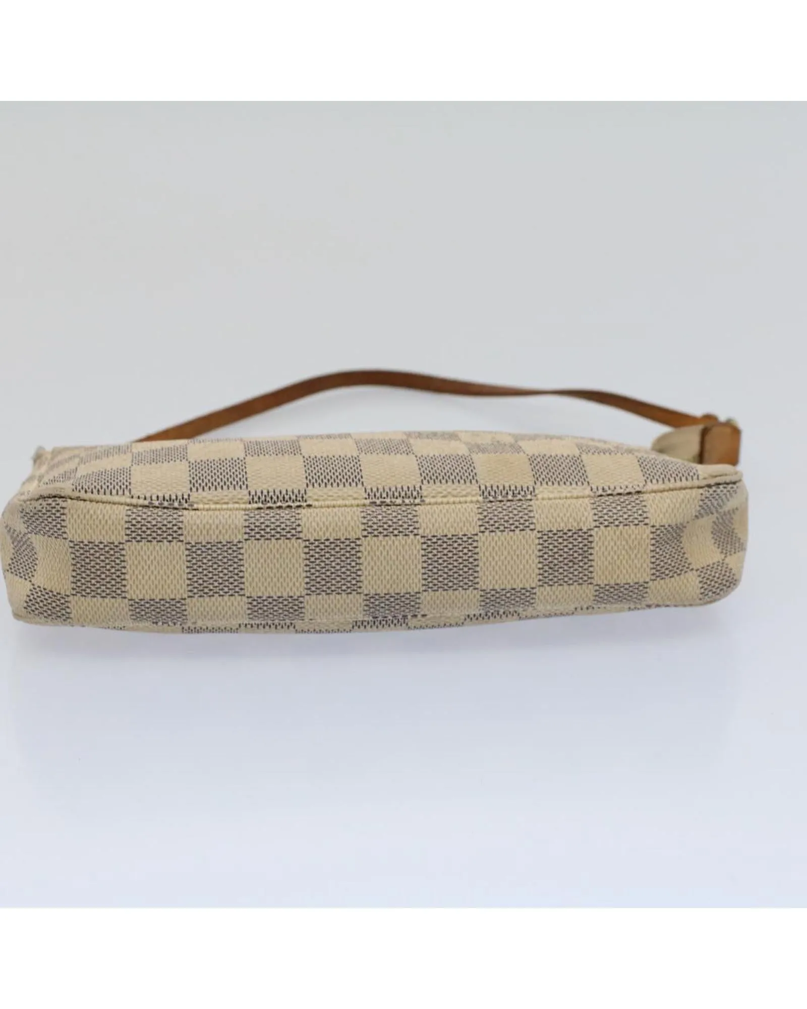 Durable Damier Azur Canvas Pouch