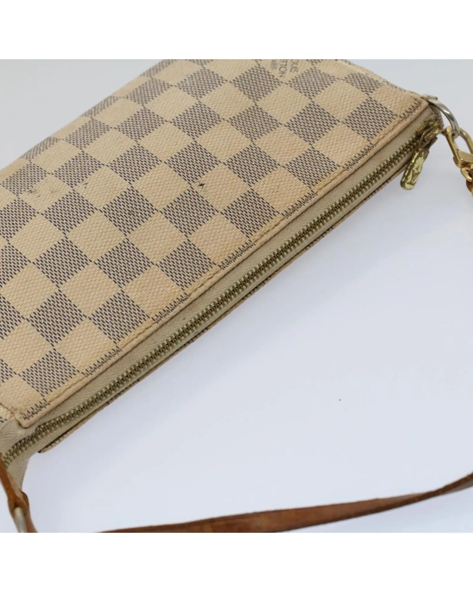 Durable Damier Azur Canvas Pouch