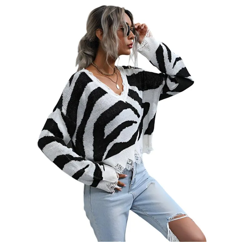 TEEK - Zebra Knitted Lace Bottom V-Neck Sweater